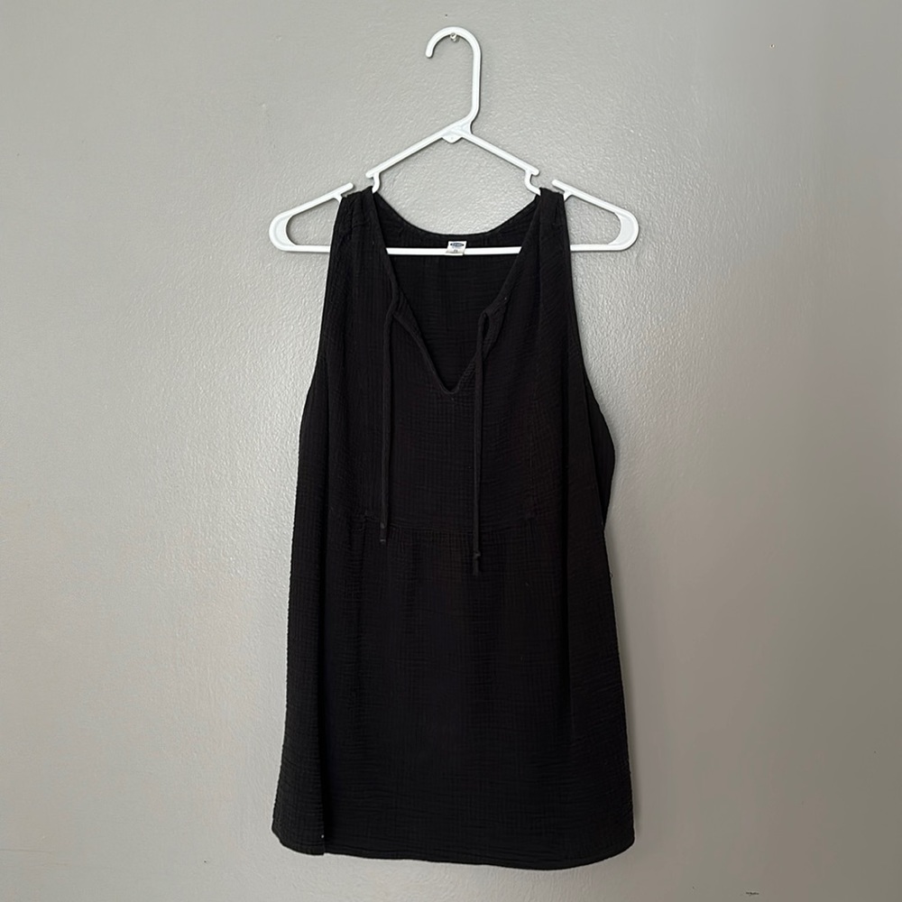 Old Navy top